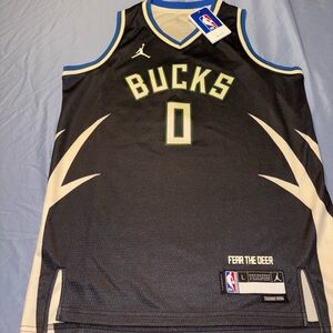 Milwaukee Bucks Lillard Jersey youth Large